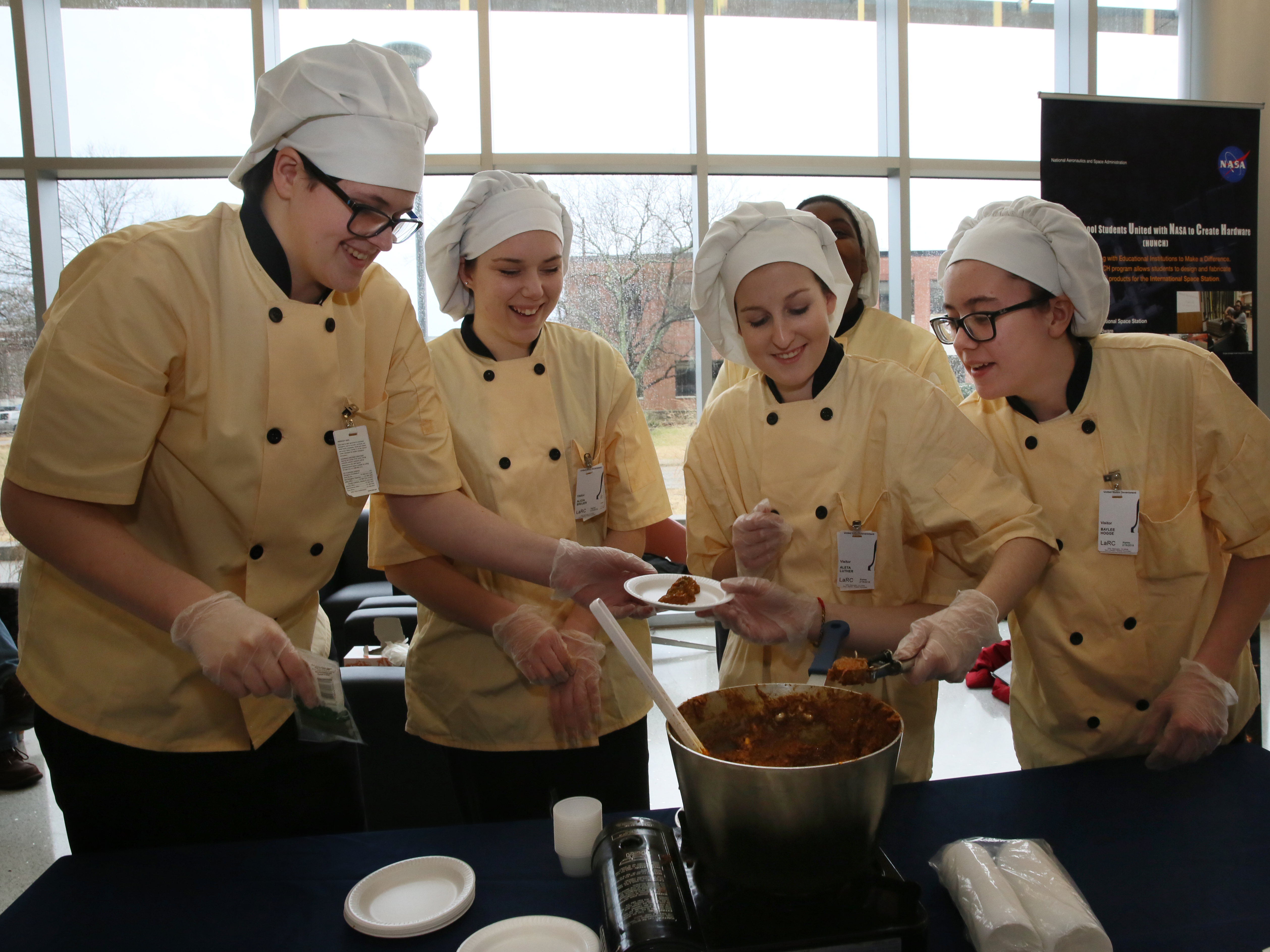 NASA's Top Chef: High-School Teams Compete to Cook Astronaut Food